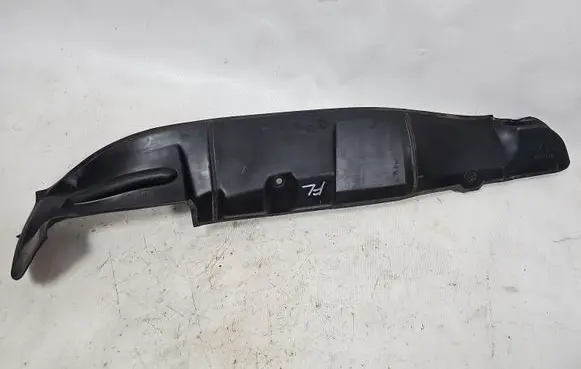 Audi A3 S3 8L Front wheel arch liner splash guards 8L0821111