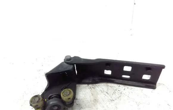 Opel Vivaro Sliding door middle roller runner 777650730R 93451714