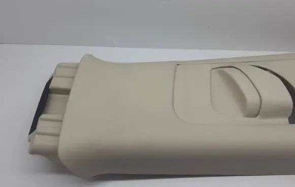 Lexus CT 200H Seat belt trim 7313653020 7302453020