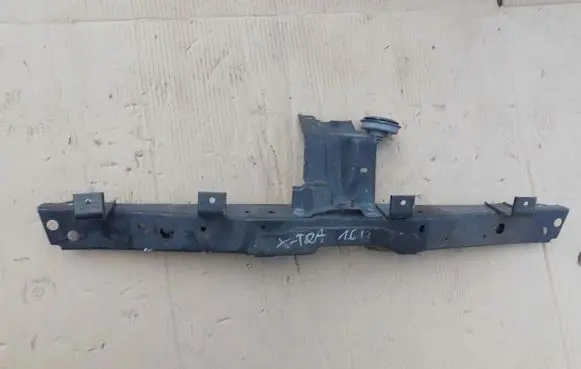 Nissan X-Trail T32 Front piece kit 654545564465