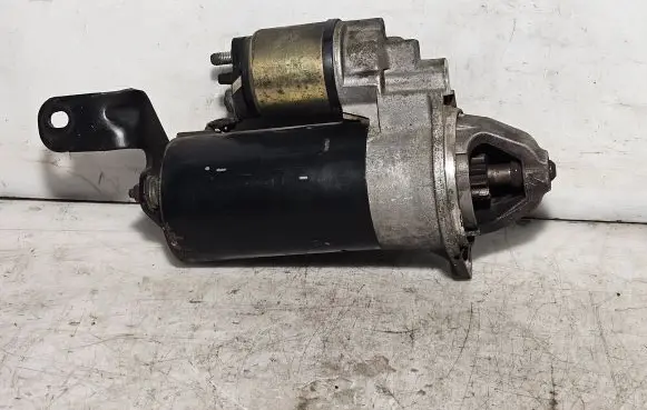 Opel Zafira A Starter motor 0001109052