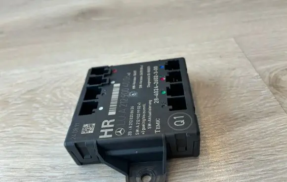 Mercedes-Benz C W204 Door control unit/module 2129004006