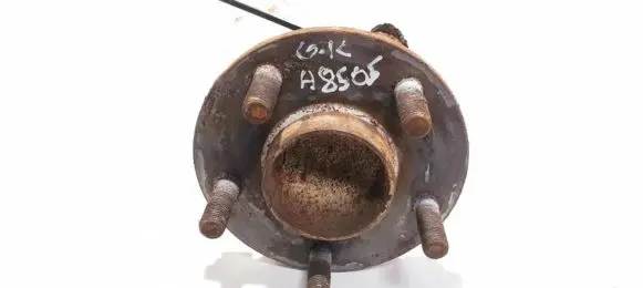 Volvo S40 Rear wheel hub