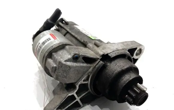 Skoda Fabia Mk1 (6Y) Starter motor 02T911023S