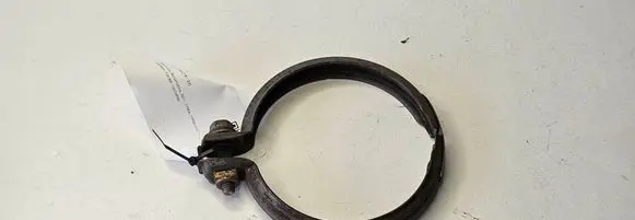 BMW 1 F40 Muffler pipe connector clamp 7606136