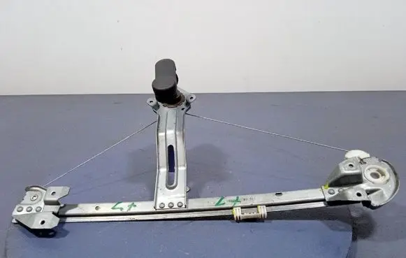 Opel Meriva A Rear door window regulator with motor 93367905