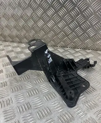 Audi A6 S6 C8 4K Other engine bay part 4K0145879R