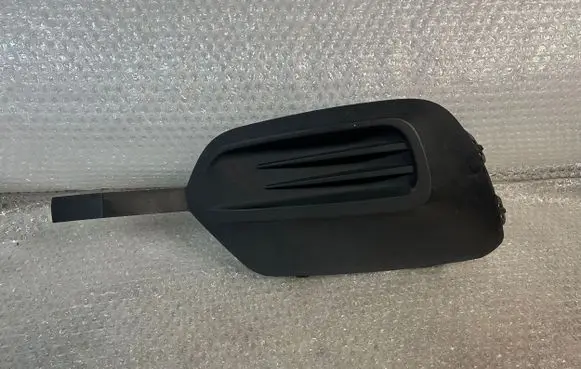 Opel Combo E Front bumper lower grill 9816778480 86942