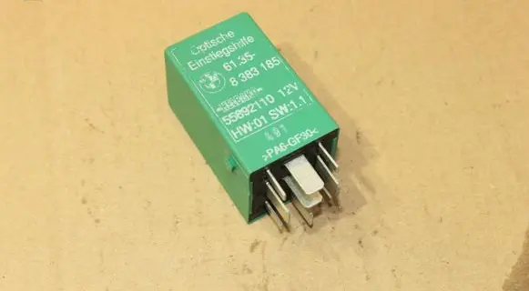 BMW X5 E53 Other relay 8383185