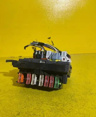 Peugeot Partner BSM Control unit 9807028880