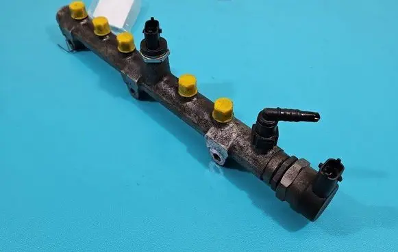 Hyundai H-1, Starex, Satellite Fuel main line pipe 0445214103 IMPRK1444397