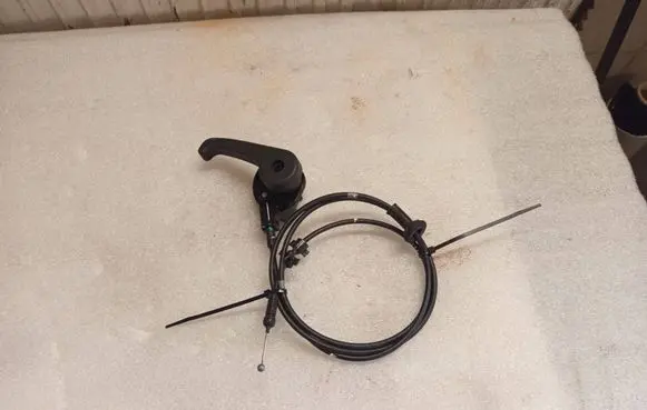 Hyundai Ioniq Engine bonnet (hood) release handle F20007115