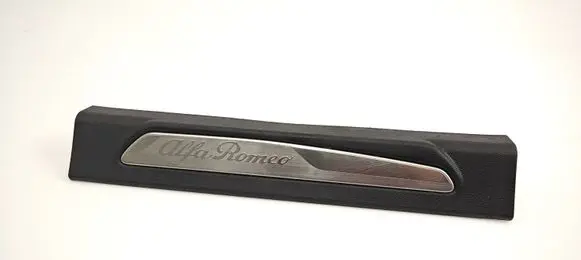 Alfa Romeo Giulia Front sill trim cover 156107572