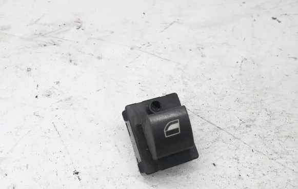 BMW 7 E65 E66 Electric window control switch 8379597 E0200016 06W38K104
