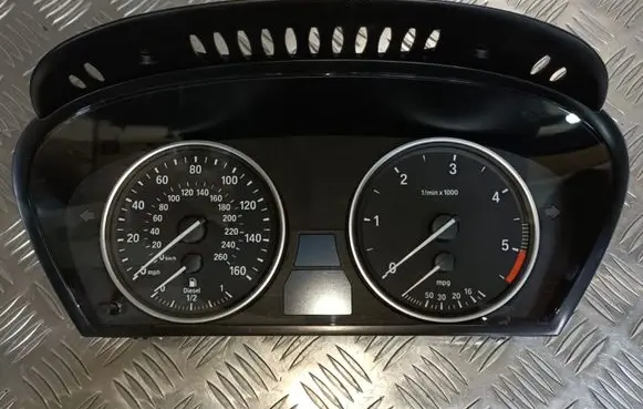 BMW 5 E60 E61 Speedometer (instrument cluster) 62109194890