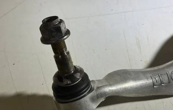 BMW 1 F20 F21 Front control arm 6852991