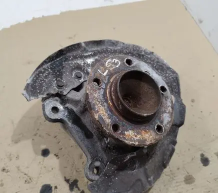 BMW 1 E81 E87 Front wheel hub spindle knuckle 676444403