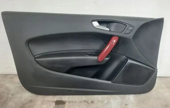 Audi A1 Front door card panel trim