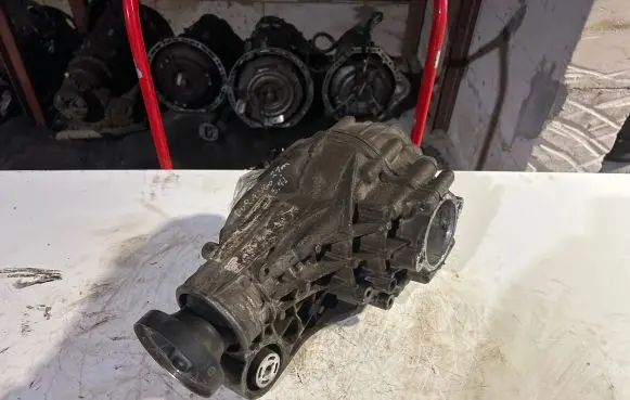 Dodge Durango Front differential P68352925AA T02UF004100654