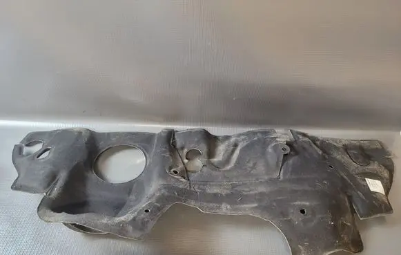 Volkswagen PASSAT B8 Heat shield in engine bay 5Q1863353D