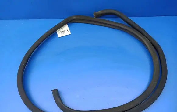 Mercedes-Benz S W140 Front door rubber seal