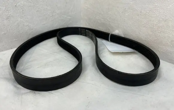 Nissan Qashqai J12 Alternator belt 117208115r