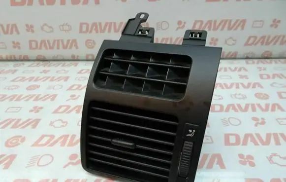 Volkswagen Touran I Dashboard side air vent grill/cover trim 1T0819703