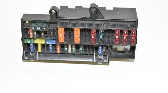 BMW 7 E65 E66 Fuse module 6900582