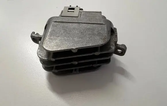 Audi A4 S4 B8 8K LED ballast control module 550218500003 130831040900 6NHM000