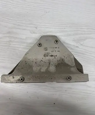BMW 5 F10 F11 Engine mounting bracket 6777528