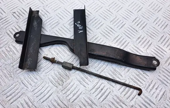 Toyota Corolla Verso AR10 Battery bracket 744040F040 7445102012