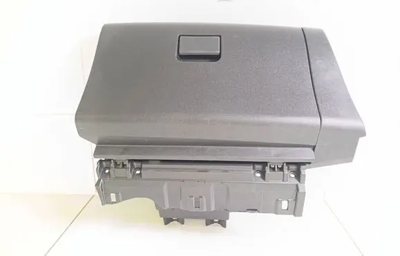 Nissan Leaf II (ZE1) Glove box 685203NL0A
