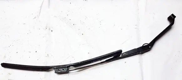 Suzuki Grand Vitara II Front wiper blade arm