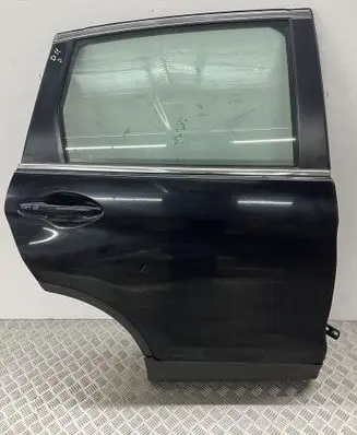 Honda CR-V Rear door