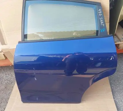 Seat Leon (1P) Rear door