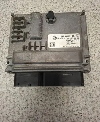 Seat Ibiza IV (6J,6P) Engine control unit/module 03P906021AB 28317465 03P906021BC