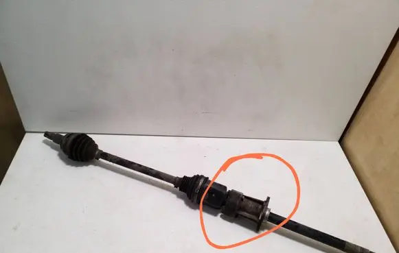 Maserati Ghibli Front driveshaft 
