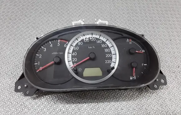 Mazda 5 Speedometer (instrument cluster) C23555430