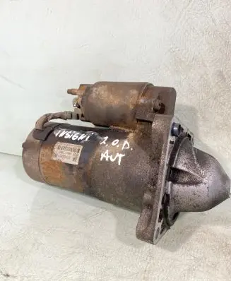 Opel Insignia A Starter motor 55353857 M001t30072