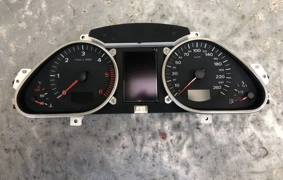 Audi A6 S6 C6 4F Speedometer (instrument cluster) 4F0920900NBILI 4F0920900N