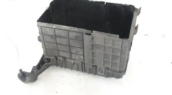 Volkswagen Touran I Battery box tray brak
