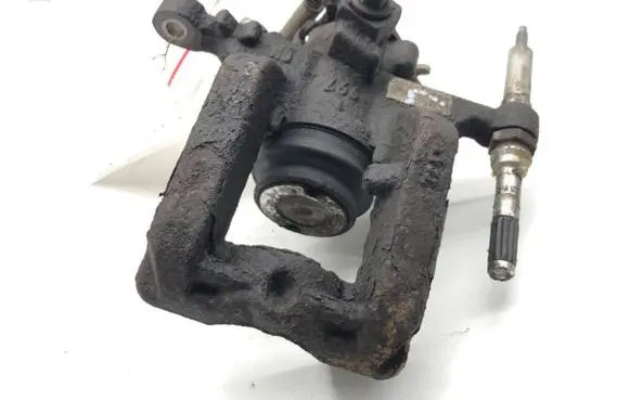 Opel Astra J Rear brake caliper 