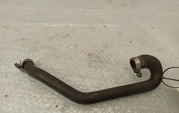 BMW 7 E38 Engine coolant pipe/hose