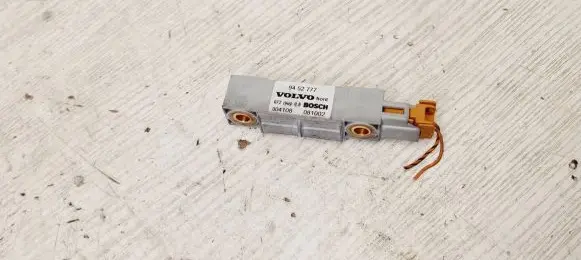 Volvo S60 Airbag deployment crash/impact sensor 9452777 081002 004108