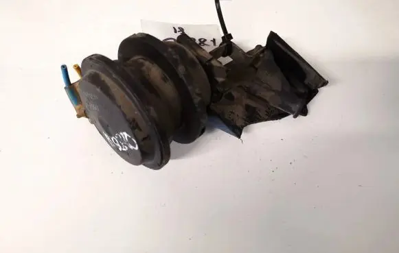 Jeep Liberty Valve vacuum 4831915
