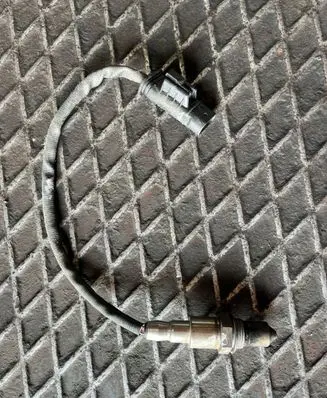 BMW X3 F25 Lambda probe sensor 8589665