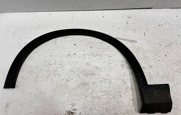 BMW X4 F26 Front arch trim 7210081