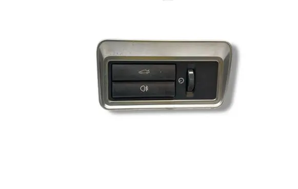 Jaguar XF X250 Tailgate opening switch CX2311654AA