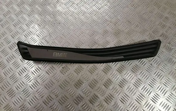 Rear sill trim cover