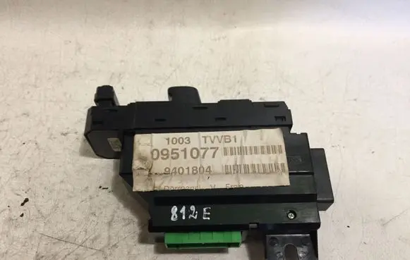 Volvo XC70 Electric window control switch 30658147